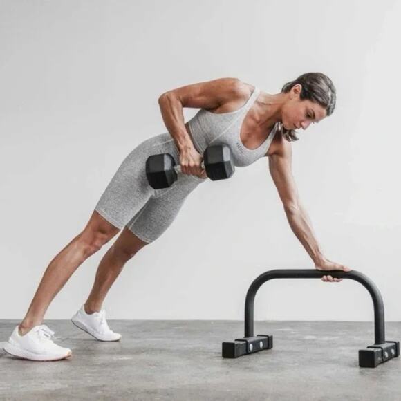 NoBull Women's High Rise Matte Short Workout Gym Heather Gray Size XS - Picture 2 of 7